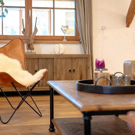 Privates Chalet Auf 1200M Mit Hot Tub, Kamin & Garten Chalet