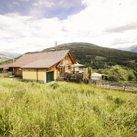 Chalet Privates Mit Garten Hot Tub Kamin Bergblick Plessnitz